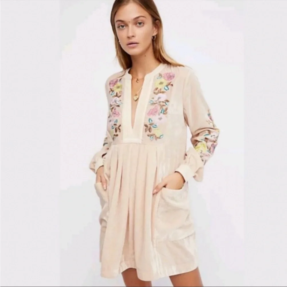 Free people Velvet Mia embroidered boho dress Sz M - Picture 8 of 10
